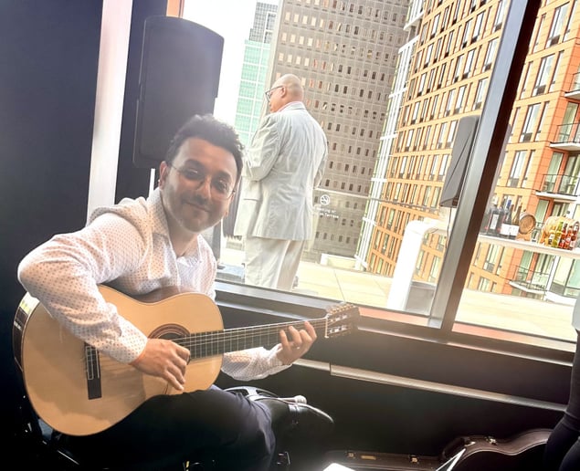 Gallery photo 11 of Spanish Guitar - Flamenco Guitar