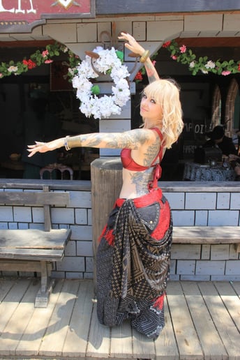 Gallery photo 1 of Ivy Hazel Bellydance