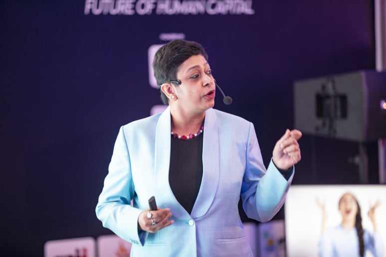 Gallery photo 1 of Setback Leadership - Brown Woman Speaker