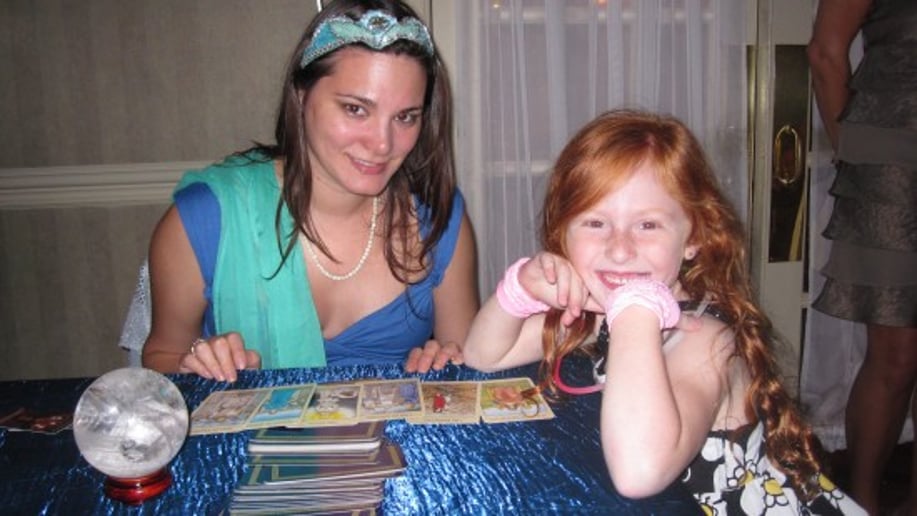 Gallery photo 4 of Seven Diamonds Psychic Entertainment