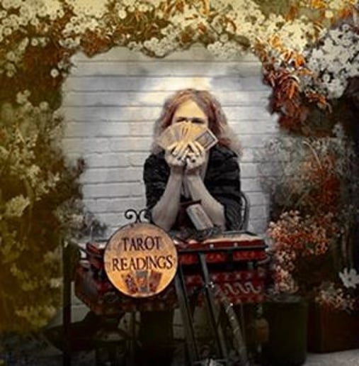 Gallery photo 6 of Seven Stars, Tarot reader/Deck designer