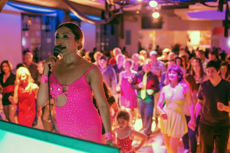 Gallery photo 9 of Sexy Salsa Ballroom