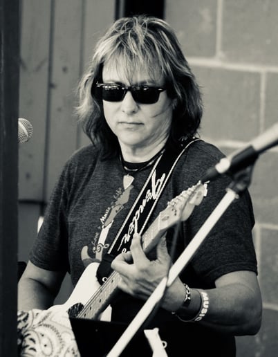 Gallery photo 4 of Shades of Gray Band