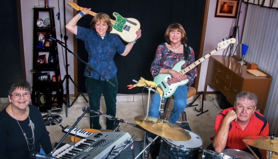Gallery photo 8 of Shades of Gray Band