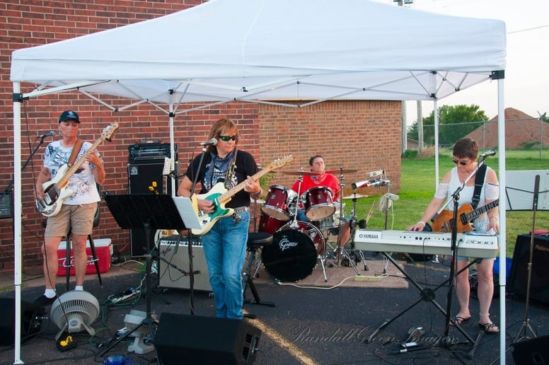 Gallery photo 5 of Shades of Gray Band