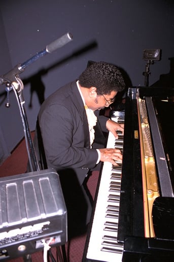 Gallery photo 4 of Shampen "The One Man Orchestra"
