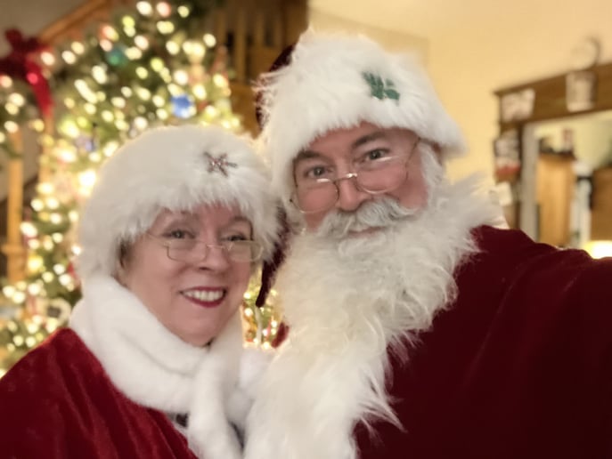Gallery photo 7 of Shamrock Santa