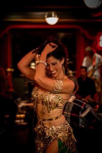 Gallery photo 11 of Shani Dance
