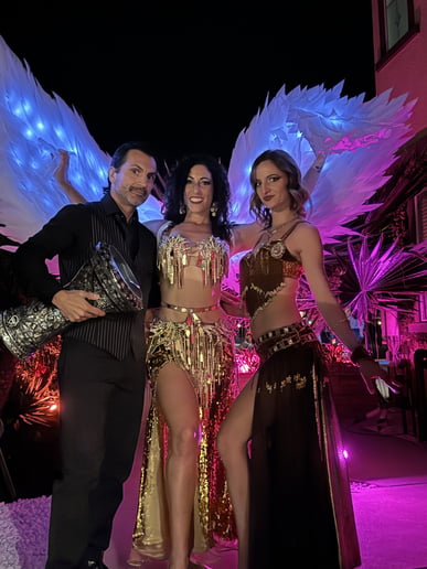 Gallery photo 11 of Shani Dance