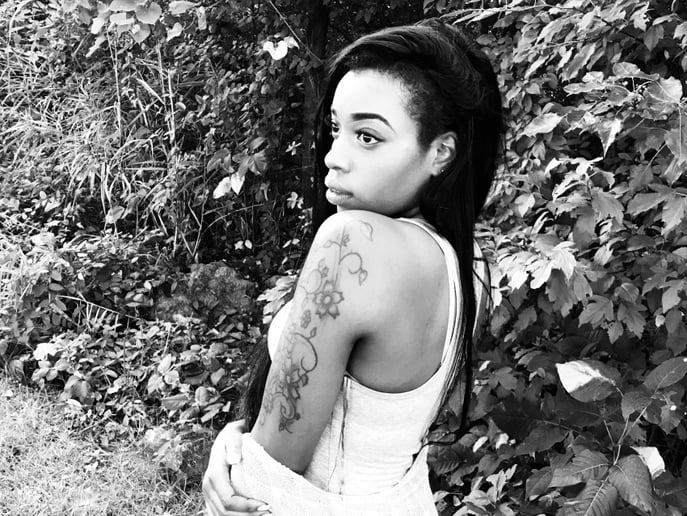 Gallery photo 6 of Shannon Arianna