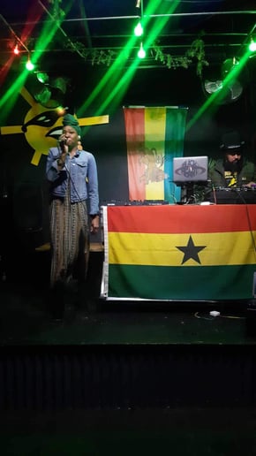 Gallery photo 9 of Shanty Sweets and the Top Ranking Band