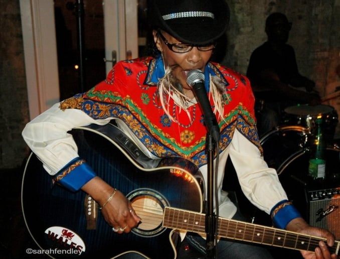 Gallery photo 5 of SharBaby