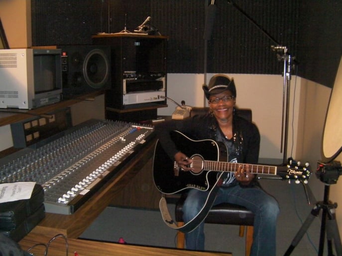 Gallery photo 6 of SharBaby