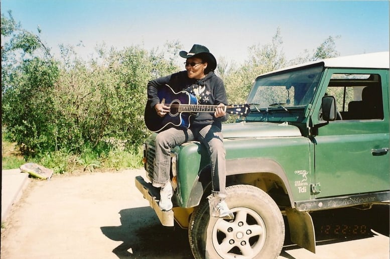 Gallery photo 9 of SharBaby