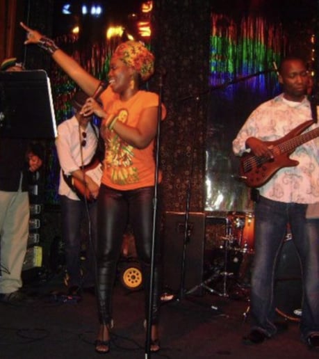 Gallery photo 3 of Shareal Starr