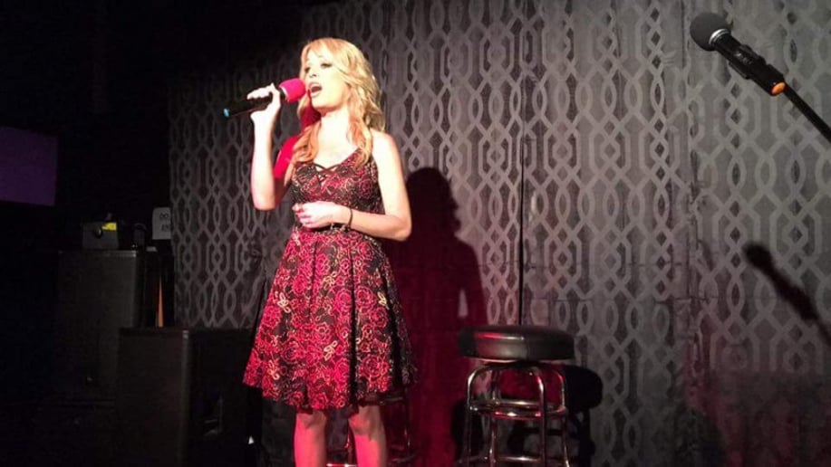 Gallery photo 4 of Shari sings