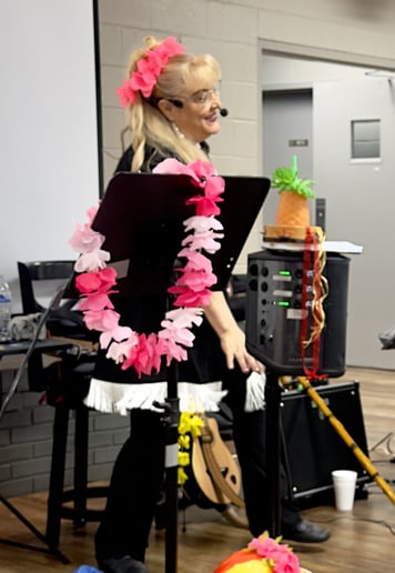 Gallery photo 6 of Sharon Luanne & the Tom & Jerry Band