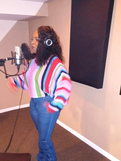 Gallery photo 3 of Sharon Pulliam