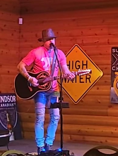 Gallery photo 3 of Shawn Kubiak  'Live Acoustic'