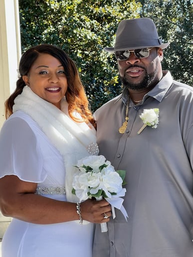 Gallery photo 5 of Shawn the Wedding Officiant