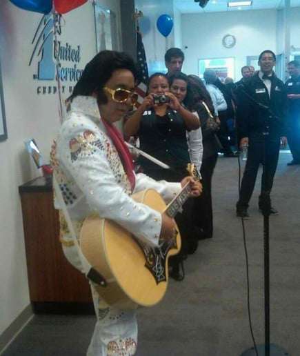Gallery photo 10 of Elvis Impersonator - Shawn Hughes