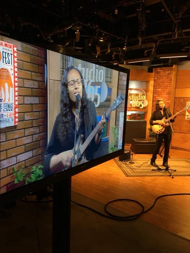 Gallery photo 4 of Shayla McDaniel Music