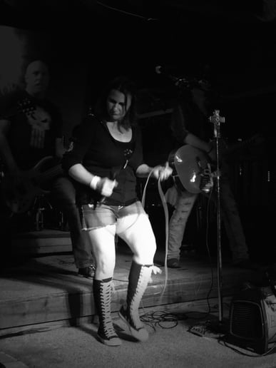 Gallery photo 5 of SheAndTheIts