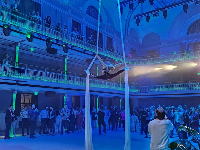 Gallery photo 1 of Cirque deLuxe