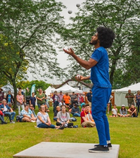 Gallery photo 30 of Cirque deLuxe