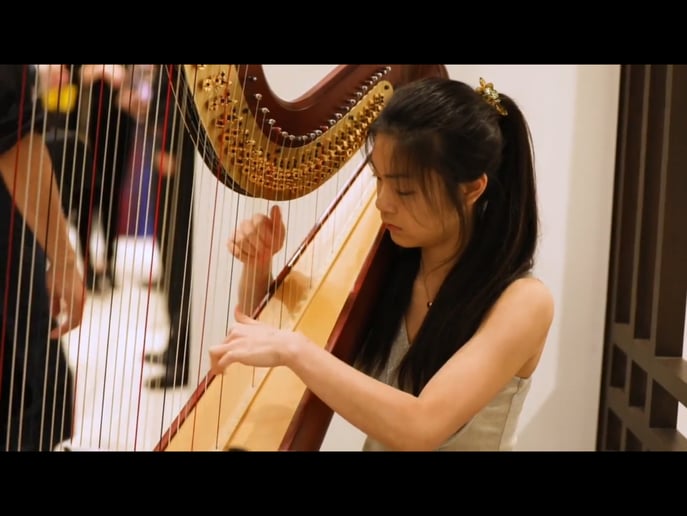 Gallery photo 1 of Sarah Hsiao, Harpist
