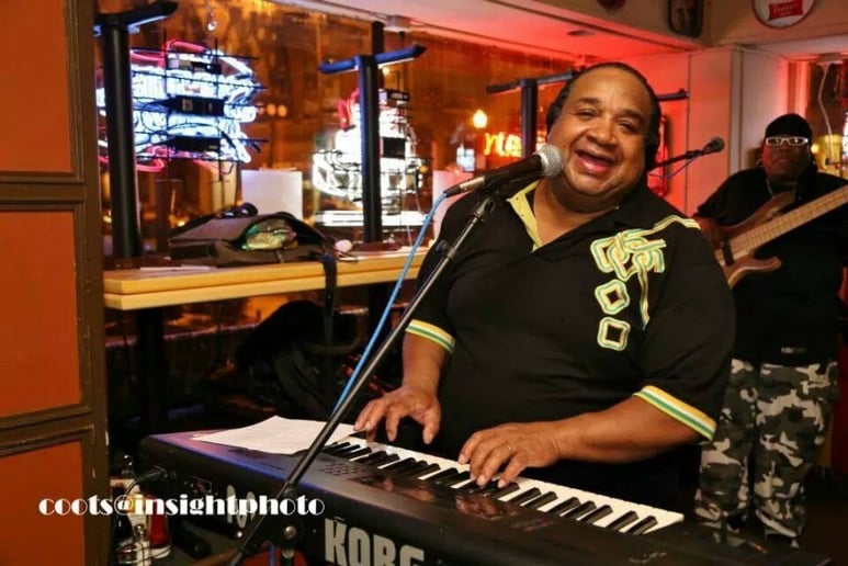 Gallery photo 6 of SHIMI The Entertainer