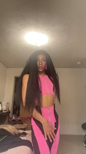 Gallery photo 2 of Sasha.D.Luxxe