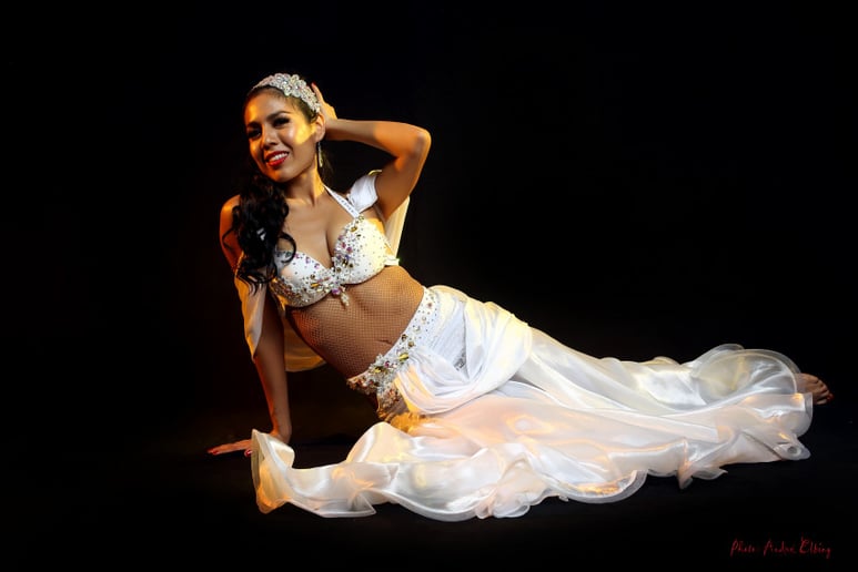 Gallery photo 1 of Shimmy Chic Bellydance Shows