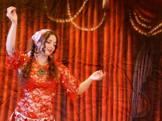 Gallery photo 10 of Shining Belly Dance