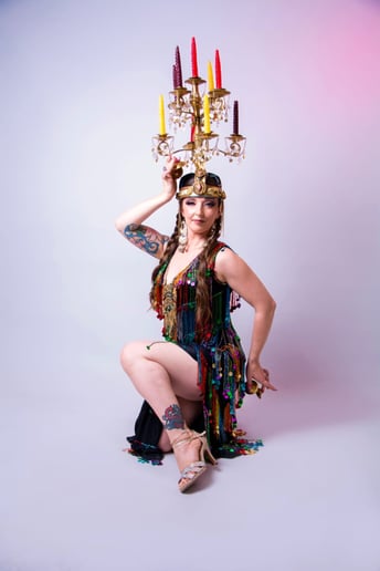 Gallery photo 2 of Shining Belly Dance