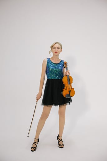 Gallery photo 4 of Shining Strings