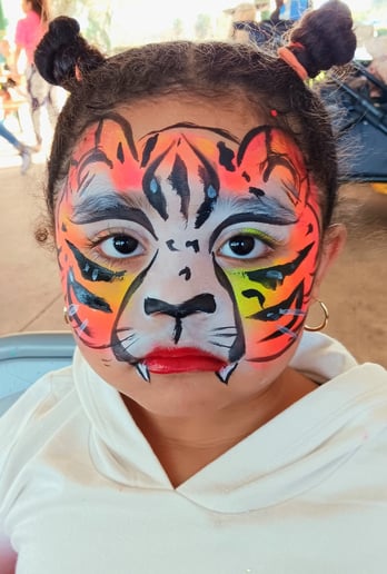Gallery photo 1 of Shirley Girl Face painting