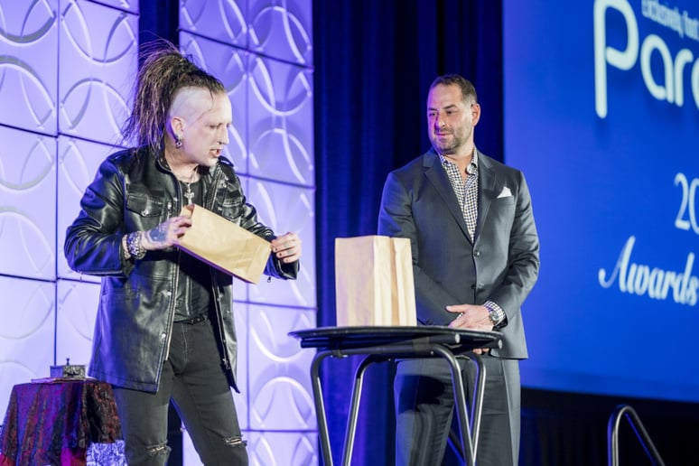 Gallery photo 13 of Magician Dan Sperry