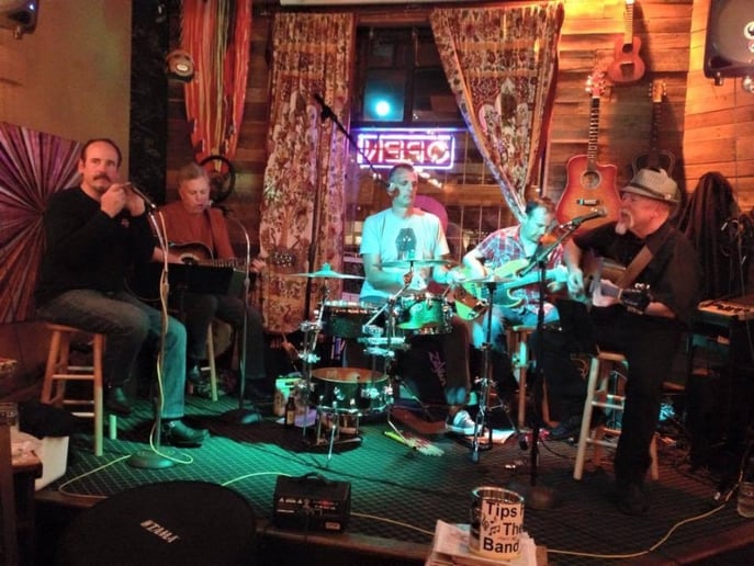 Gallery photo 1 of Tommy B & the Deep Blue Sea