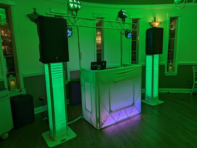Gallery photo 3 of Shotgun & Lefty Entertainment