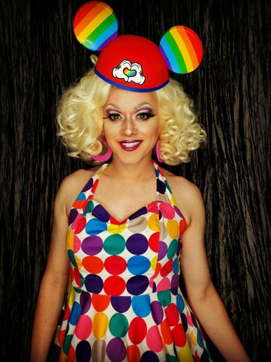 Gallery photo 10 of "Showbiz Spitfire" PAIGE TURNER