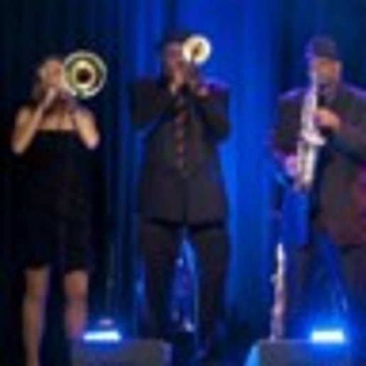 Gallery photo 7 of Showtime Dance Band