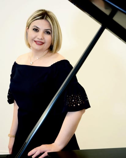 Gallery photo 5 of Shushana pianist