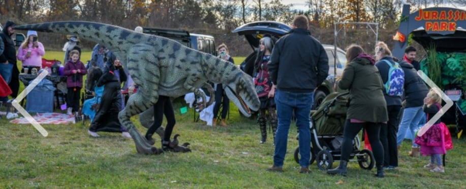 Gallery photo 4 of Sierra in the Sticks | Dinosaur Puppeteer & Performer