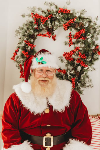 Gallery photo 10 of Sign Language Santa