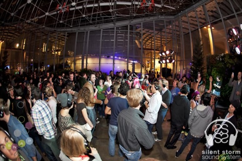 Gallery photo 4 of Silent Disco by Silent Storm Sound System