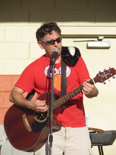 Gallery photo 3 of Silly Joe Sings!