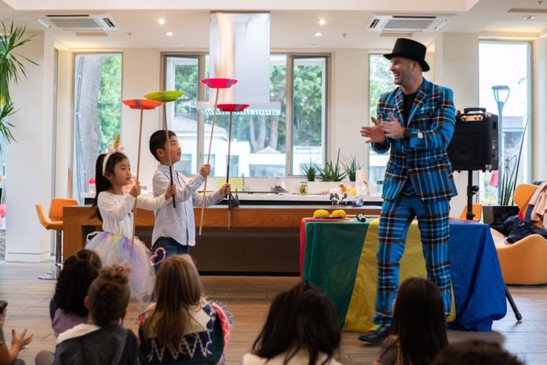 Gallery photo 1 of Silly Ricky's Juggling And Fun!