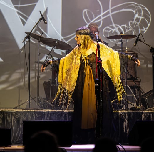 Gallery photo 9 of Silver Springs  Fleetwood Mac Experience