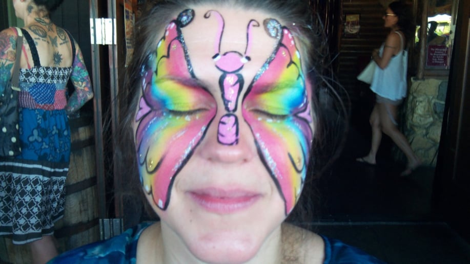 Gallery photo 10 of Silver Stardust Face Painting